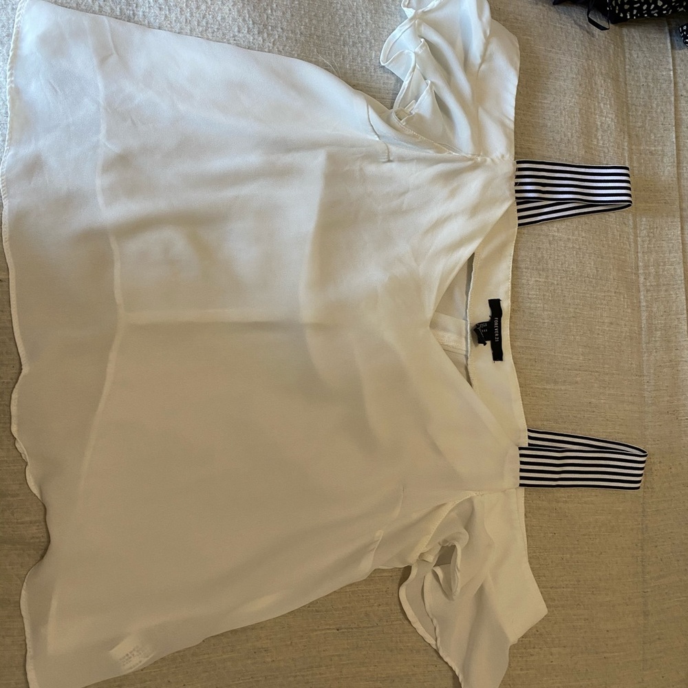 Forever 21 flowy white top